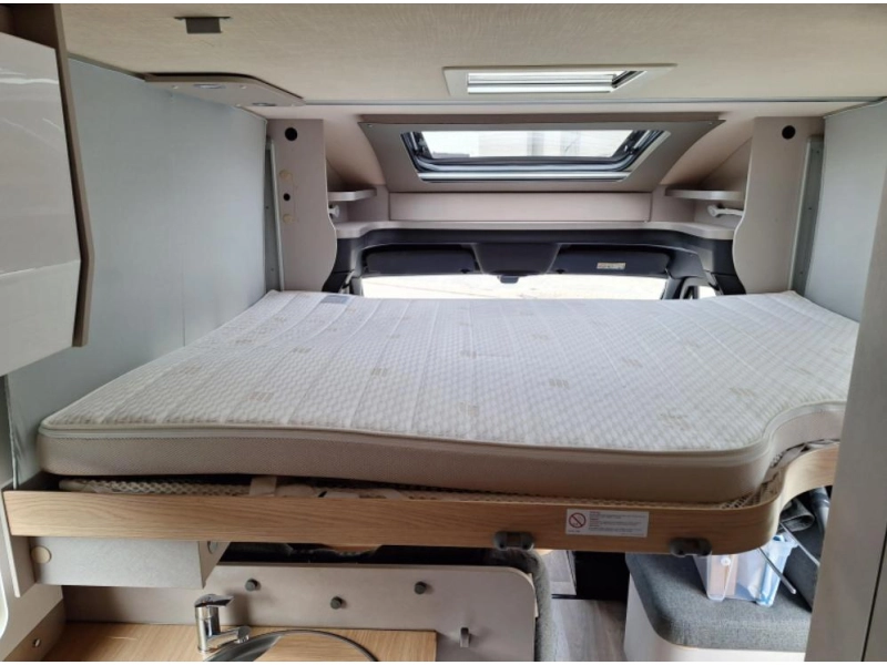 Hymer Tramp S 585 HEFBED + LENGTE BEDDEN  foto: 16