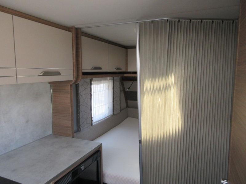 Knaus Sport E-Power Selection 500 FU MUY COMPLETA Y CAMA FRANCESA foto: 5