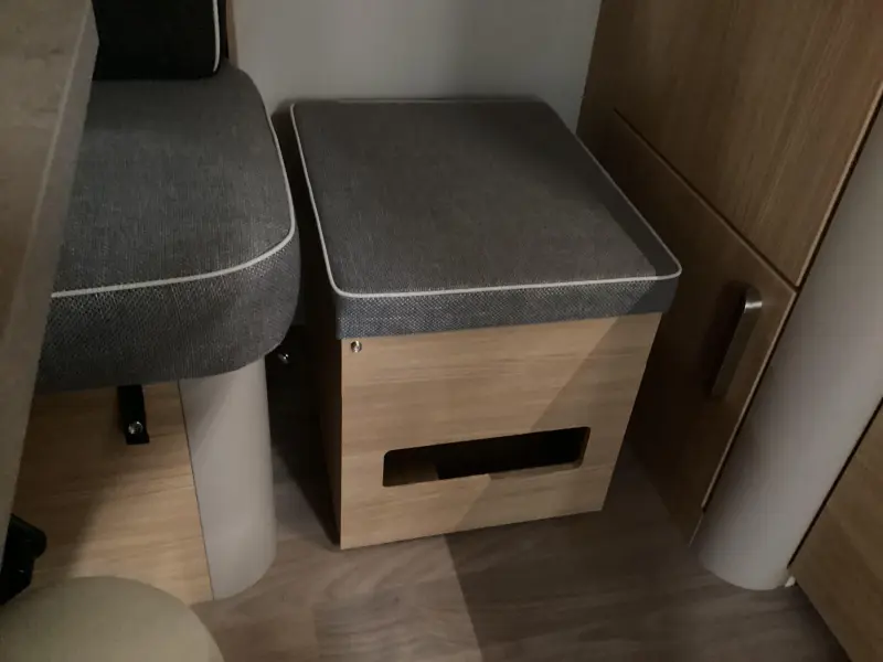 T@B Metropolis 320 RS model 2026  foto: 8