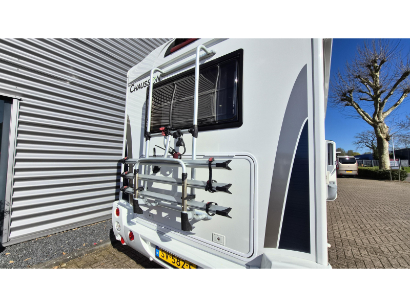 Chausson Welcome 711 TL Asiento redondo para 4 personas foto: 20