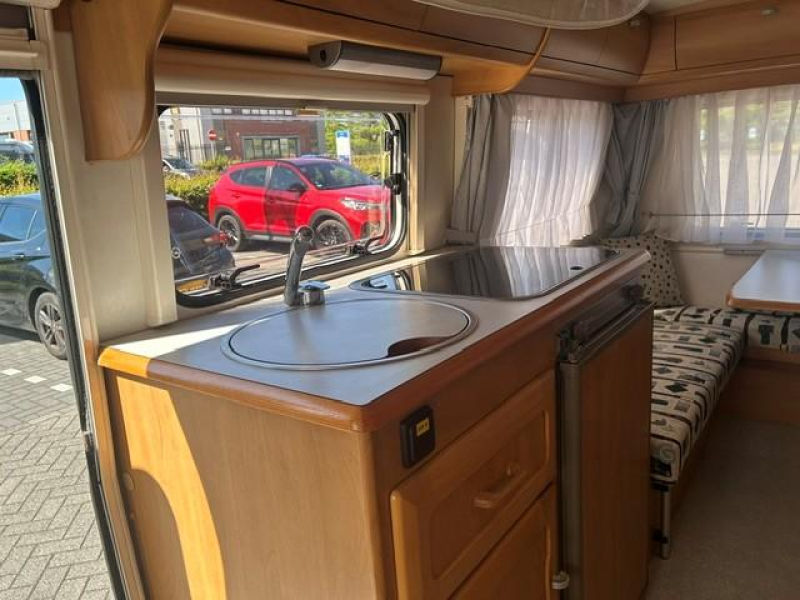 Eriba Touring Triton 430 GT Foto: 5