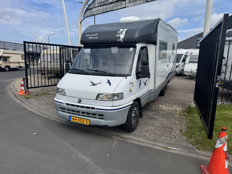 Dethleffs Globetrotter Cama francesa Aire acondicionado dinette foto: 0