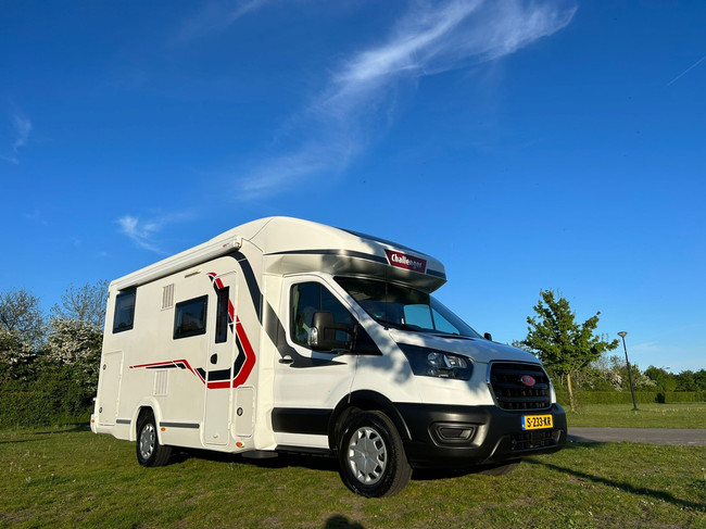 Challenger Half Intergraal 287 GA Ford Transit with Single Beds 5 SEAT BELTS photo: 13
