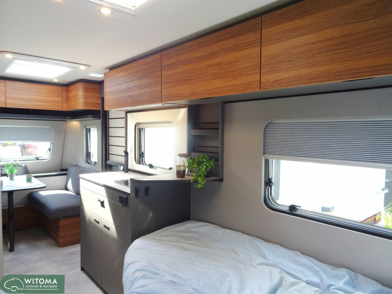 Eriba Novaline 442 example caravan photo: 3