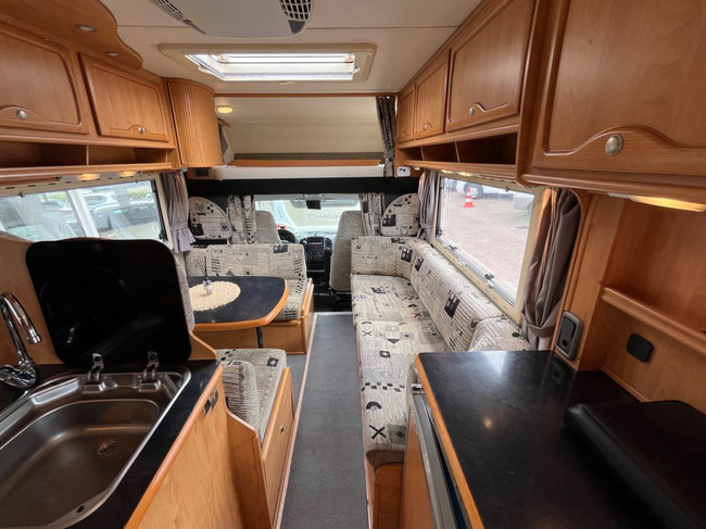 Eura Mobil A635ls Aut. Alkoof 2x Airco Cruise 5 slaappl. Zonnep. CarPlay foto: 1