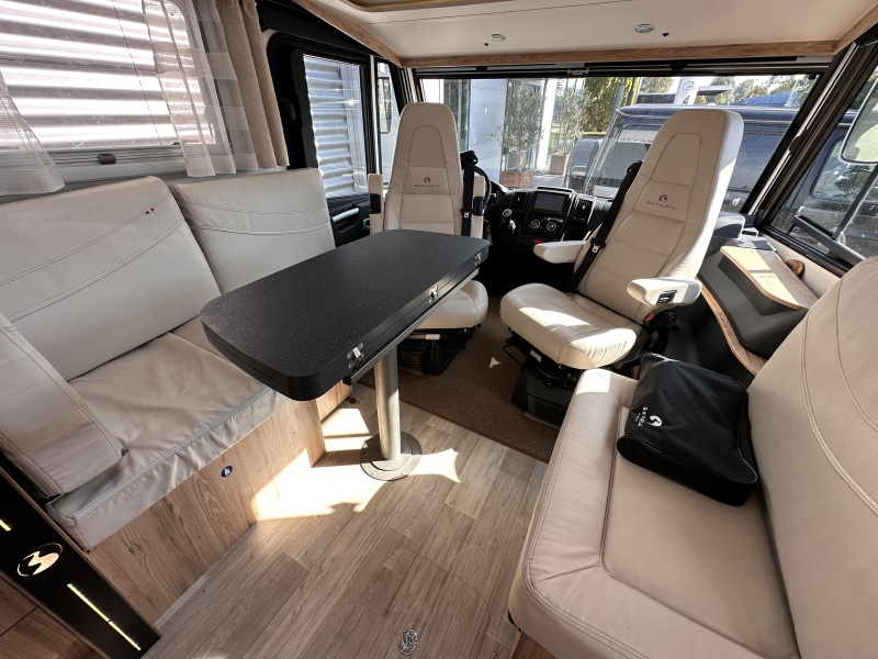 Bavaria I 720 Queensbed 140PS Dachklimaanlage Foto: 15