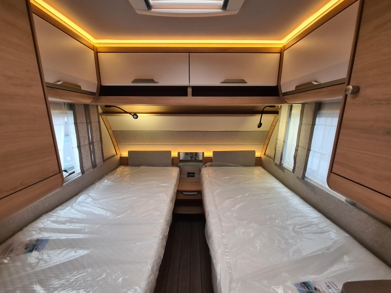 Knaus Sudwind 460 EU 60 Years Enkele bedden  foto: 13