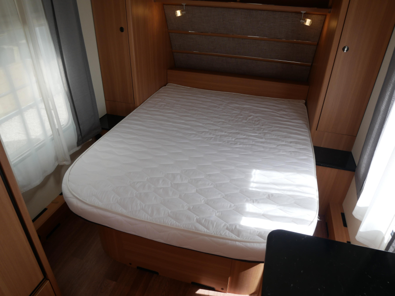 LMC Style 450 D Incl. Mover en luifel  foto: 13