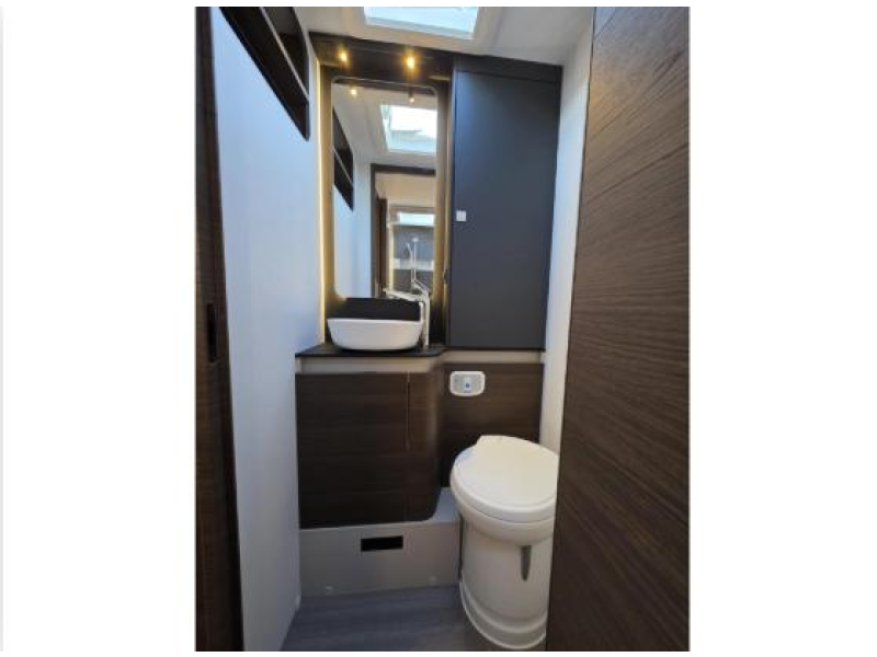 Adria Sonic Supreme 700 DL  foto: 18