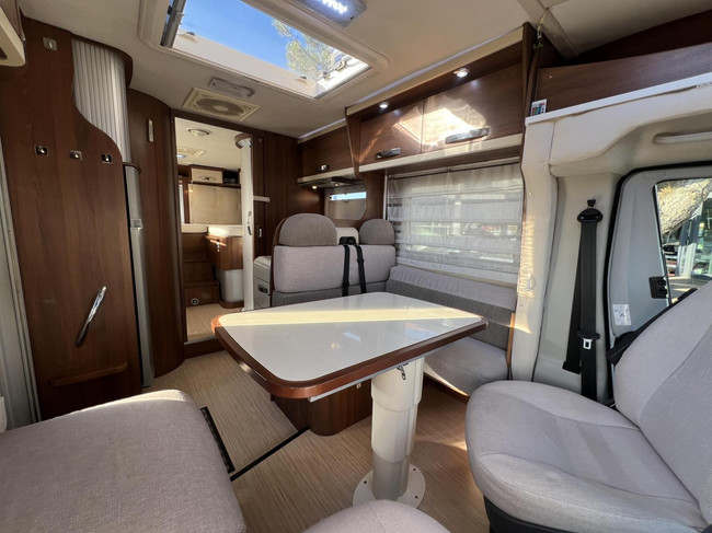 Mc Louis TANDY 673 met lengtebedden euro 5 foto: 9