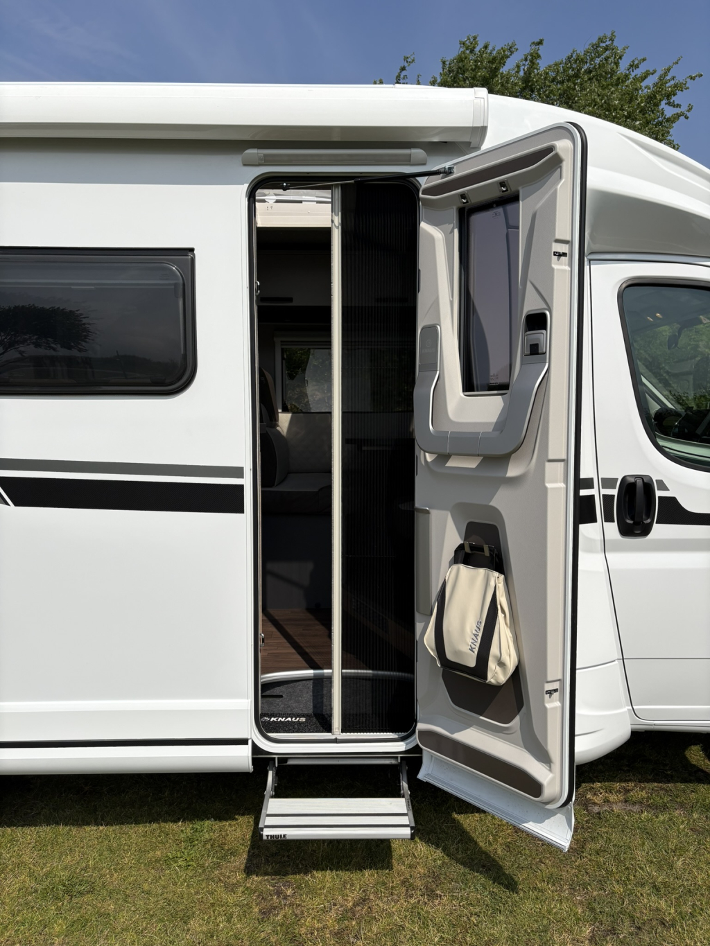 Knaus LiveTI 650 MEG Platinum Selection foto: 6