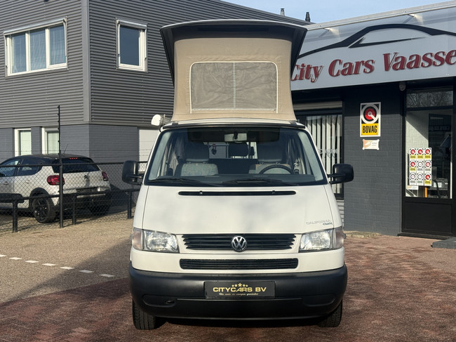 Westfalia California COACH Volkswagen Transporter I D 50 KW einzigartiger Zustand!!! Buscamper Servolenkung Webasto Standheizung 4 Schlafpl&auml;tze Anh&auml;ngerkupplung Fahrradtr&auml;ger Aufstelldach Foto: 1