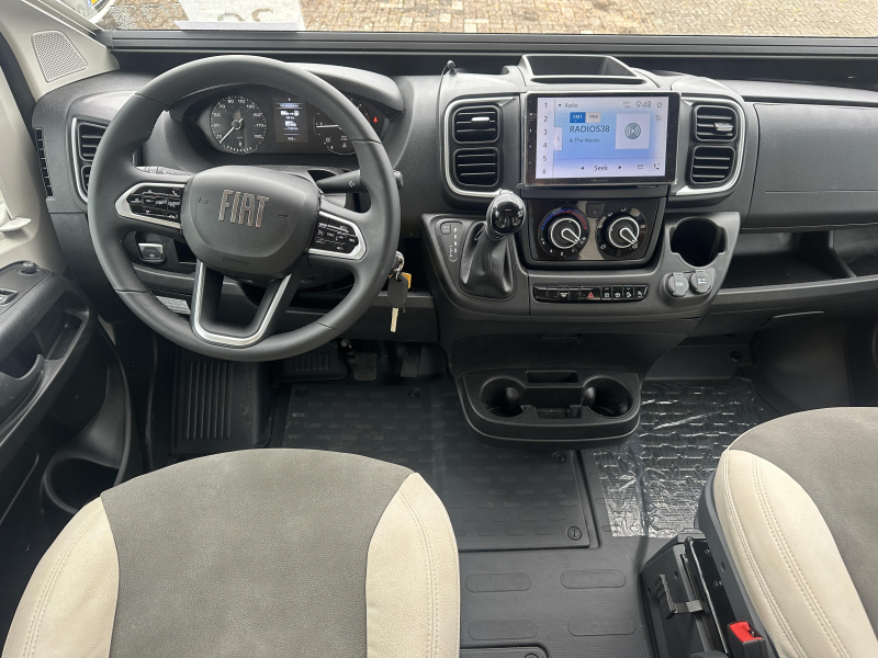 McLouis MC4 379 Fiat 140PK Automaat NIEUW  foto: 16