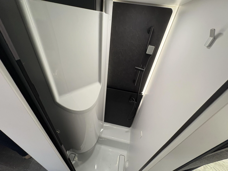 Adria Compact Max DL Automatik / kompakt Foto: 14
