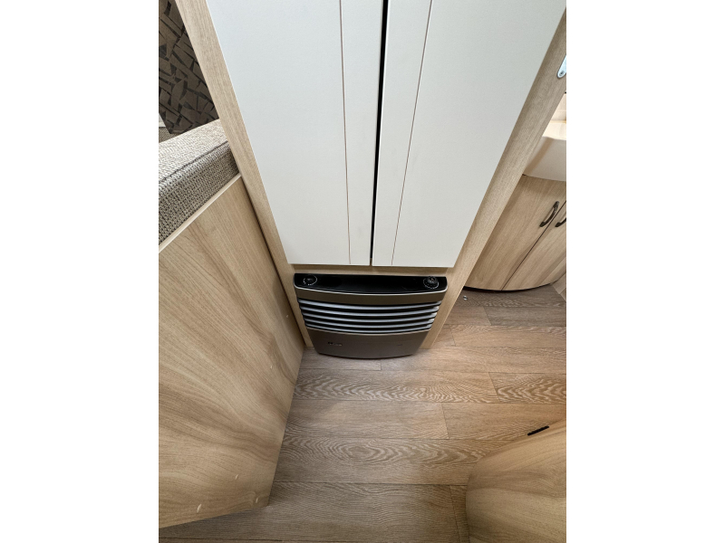 Hobby De Luxe 540 KMFE Stapelbed!  foto: 10