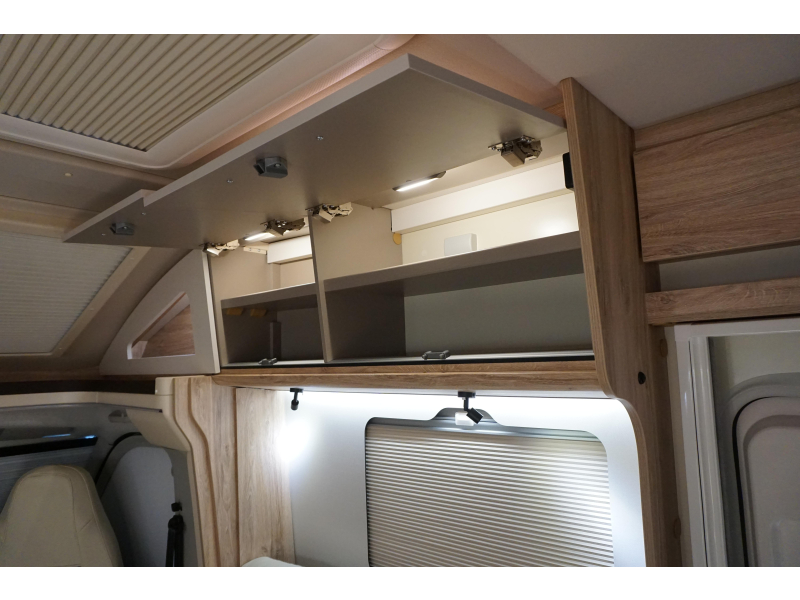 Eura Mobil Profila T 675 SB AUTOMAAT/HEAVY CHASSIS  foto: 12