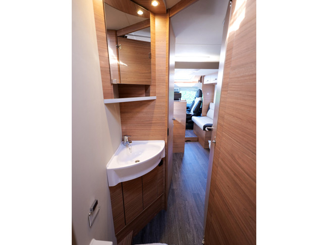 Weinsberg CaraSuite Spicy 650 MF MODEL 2027, automaat foto: 22