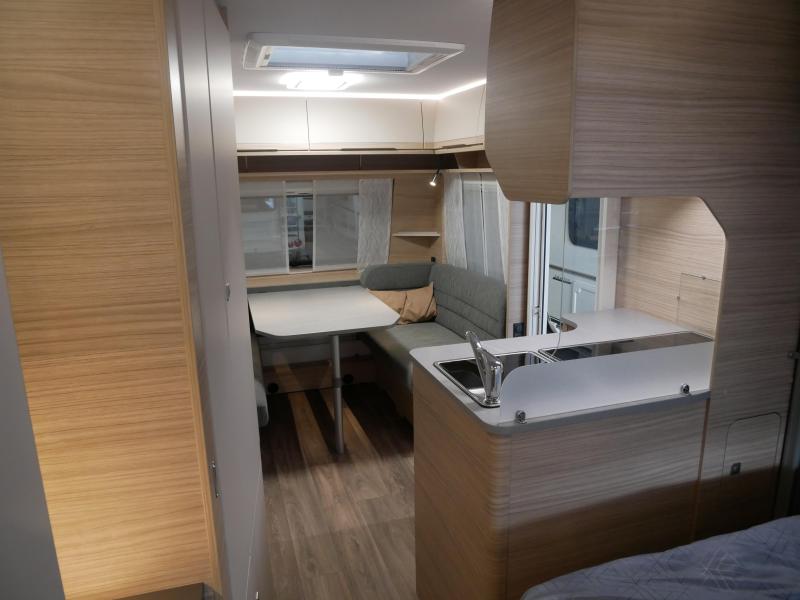 Fendt Bianco Activ 495 SFE Model 2026  foto: 14