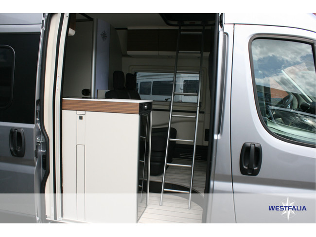 Westfalia Columbus 600D Hefdak 140pk Aut. ruime slaapplaatsen | snel beschikbaar foto: 19