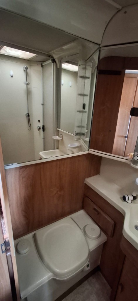 Hymer B564 foto: 8