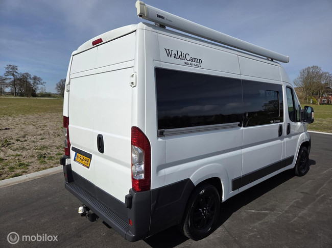 Peugeot Waldi Camp VIP DuoVan Foto: 3
