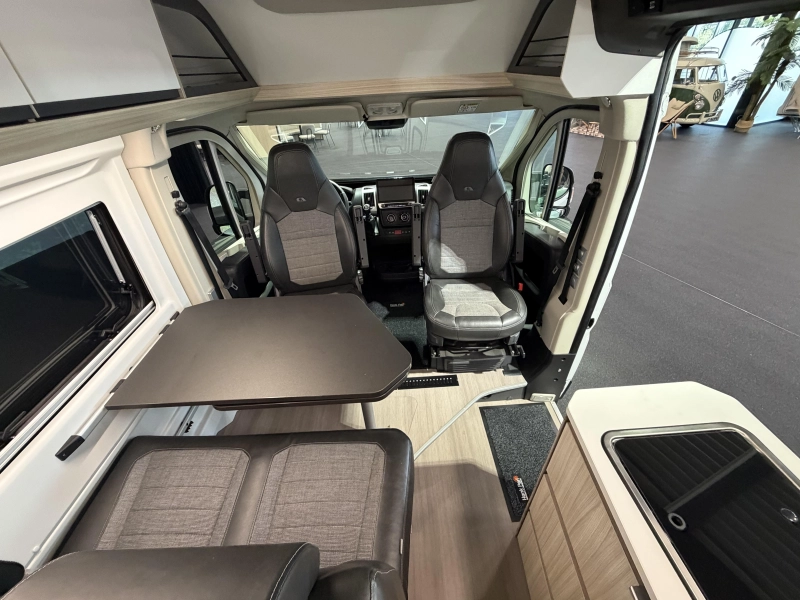 Adria Twin Axess 640 SL zonnepaneel / omvormer  foto: 9
