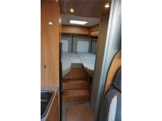 Pössl Roadcruiser 160pk Euro 6 + Enkele bedden/ Busbiker/ Airco/ Maxi/ Grote koelkast/ Garantie! foto: 7