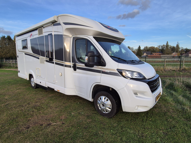Malibu Compact AUTOMAAT 130PK 1e eig NW  hoofdfoto: 1