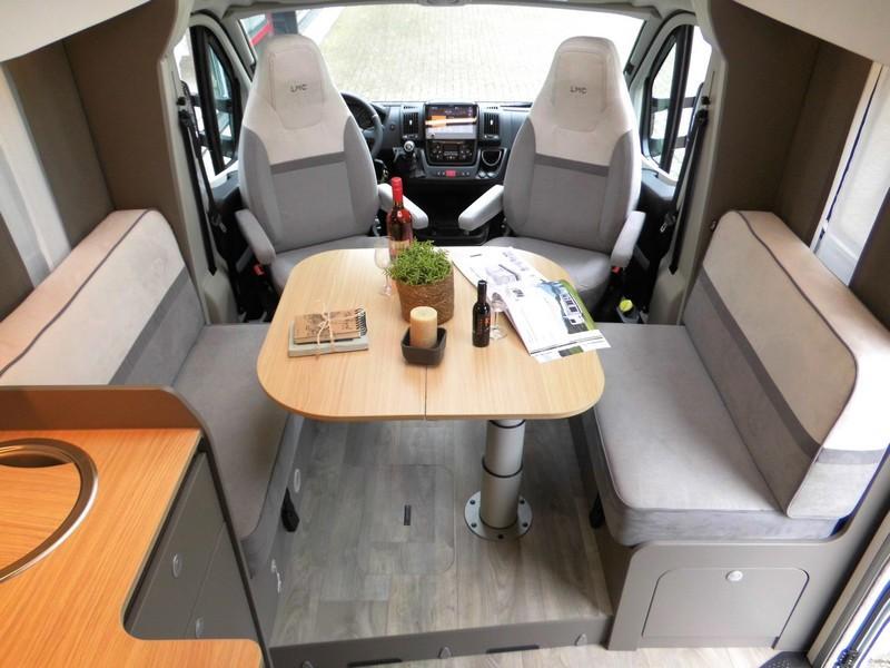 LMC Tourer 720 G DEMO MET LEVELSYSTEEM !  foto: 5