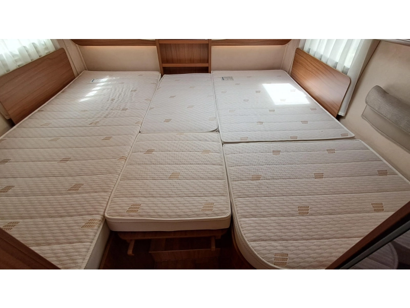 Hymer B 588 Airco / enkel bedden/ E&P  foto: 12