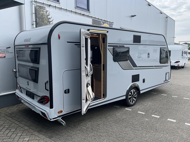 Knaus Sudwind Black Selection 540 FDK STAPELBED-GRATIS MOVER Foto: 1