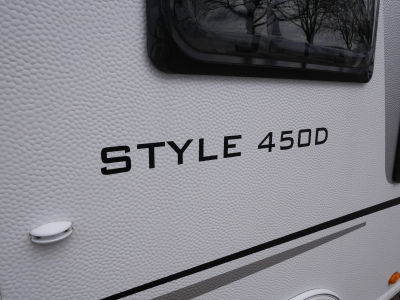 LMC Style 450 D Incl. Mover en luifel  foto: 19