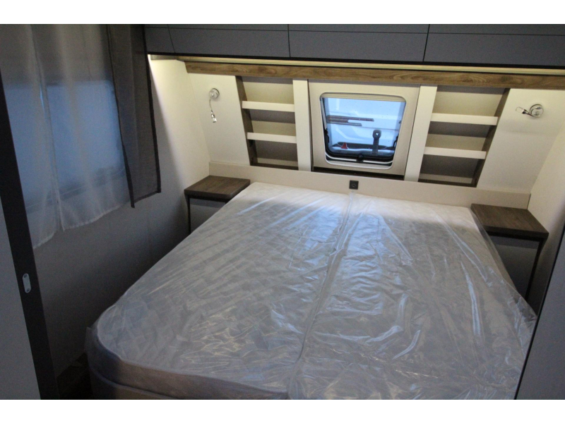 Hobby Excellent Edition 540 UFF Queensbed & rondzit!  foto: 11