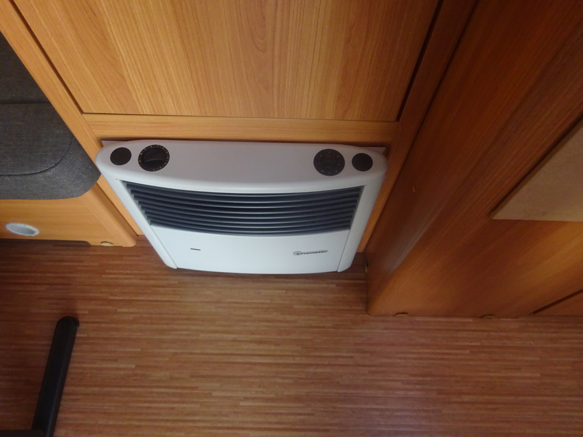 Knaus Sport 500 Enkele Bedden+Rondzit+Mover foto: 21