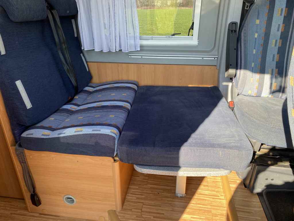 P&ouml;ssl 2Win Cama fija, Aire acondicionado, Portabicicletas foto: 19
