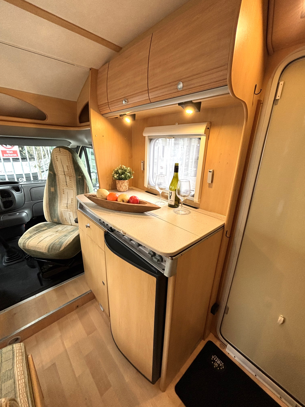 Dethleffs Fortero 5975 DWARSBED MOTORAIRCO TREKHAAK  foto: 5
