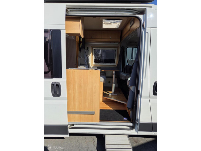 Adria Twin bus camper 2008 ☆2x Airco-Towbar-Solar-Euro4☆ photo: 17