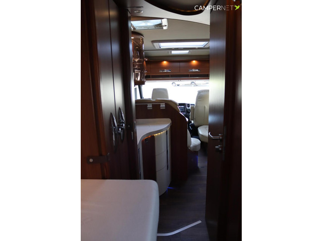 Carthago CHIC E-LINE I 51 YACHTING 180hp Automatic | Without pull-down bed | Alde heating | Single beds | Solar panels | Inverter | Double bo photo: 22