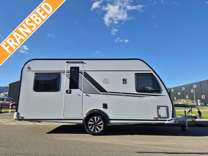 Knaus Sudwind Black Selection 450 FU foto: 0