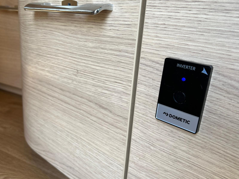 Hymer B-MC T 680 E&P nivel, aire acondicionado, Muy completo foto: 29