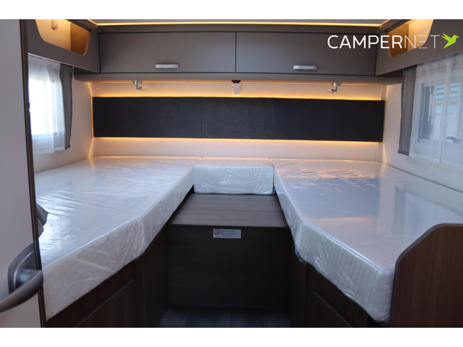 Carado T447 Edition 26 165pk Automaat | Lengtebedden | Luifel | Hefbed | Gescheiden douche | Fietsendrager | 12'' Ford multimediasystee foto: 18