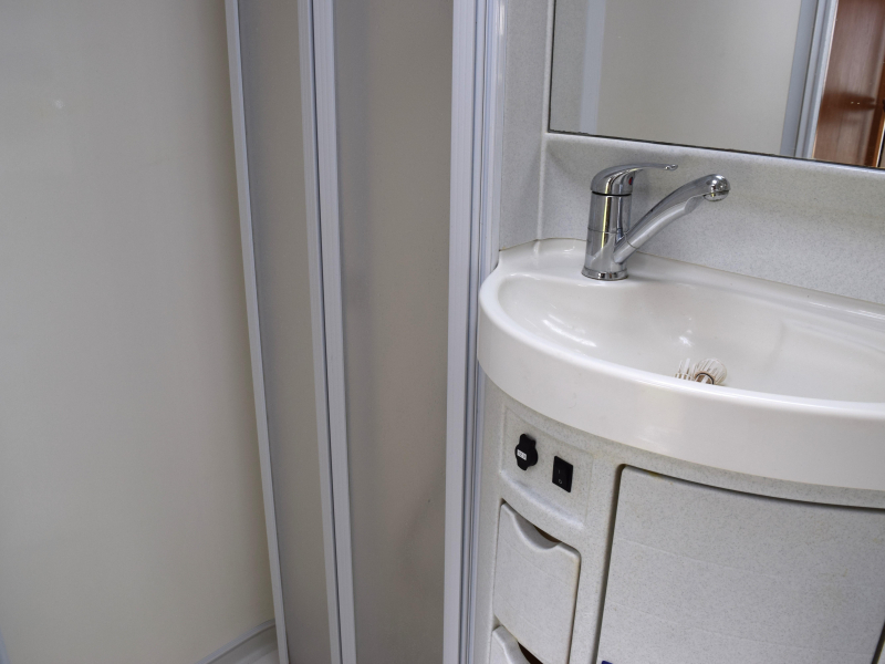 Hymer B584 photo : 15