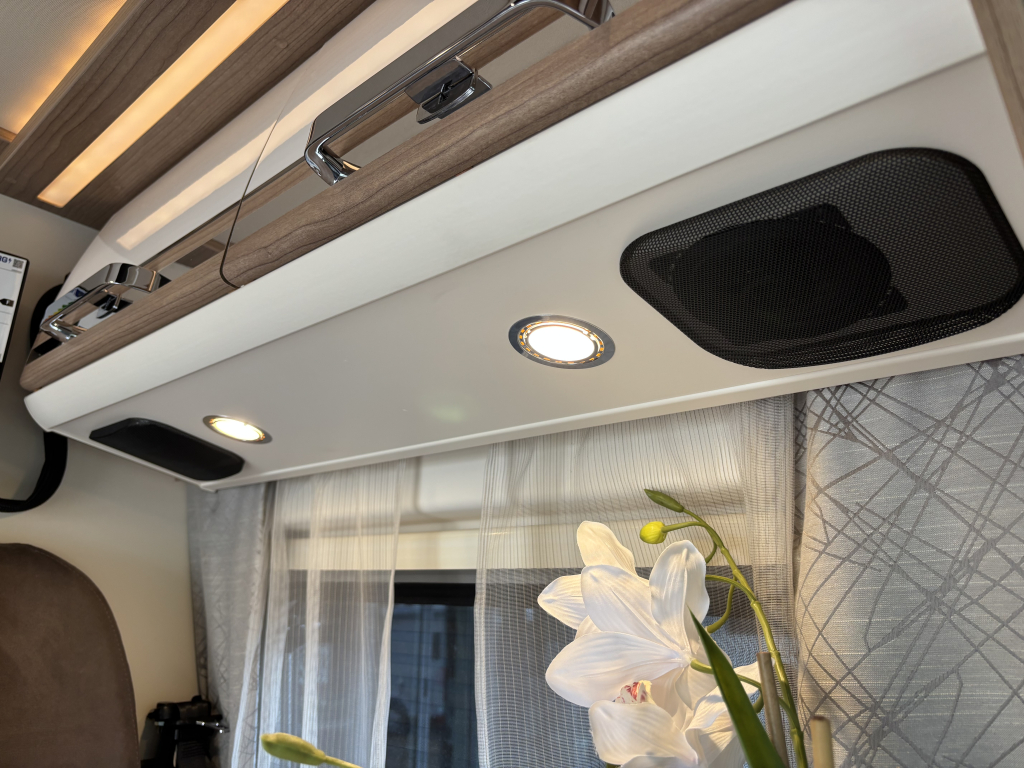 MALIBU 600 LE CAMAS INDIVIDUALES + TECHO ELEVABLE 9T AUTOM&Aacute;TICO foto: 9