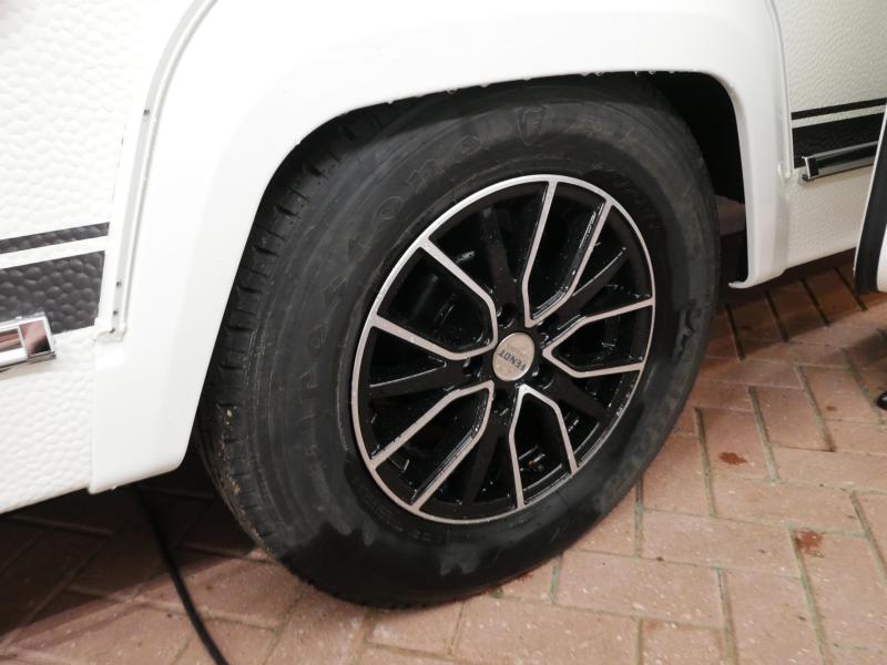 Fendt Tendenza 560 SFDW nu met GRATIS mover  foto: 2