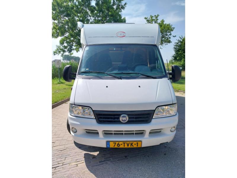TEC Rotec &iexcl;Bonita autocaravana para principiantes! foto: 9