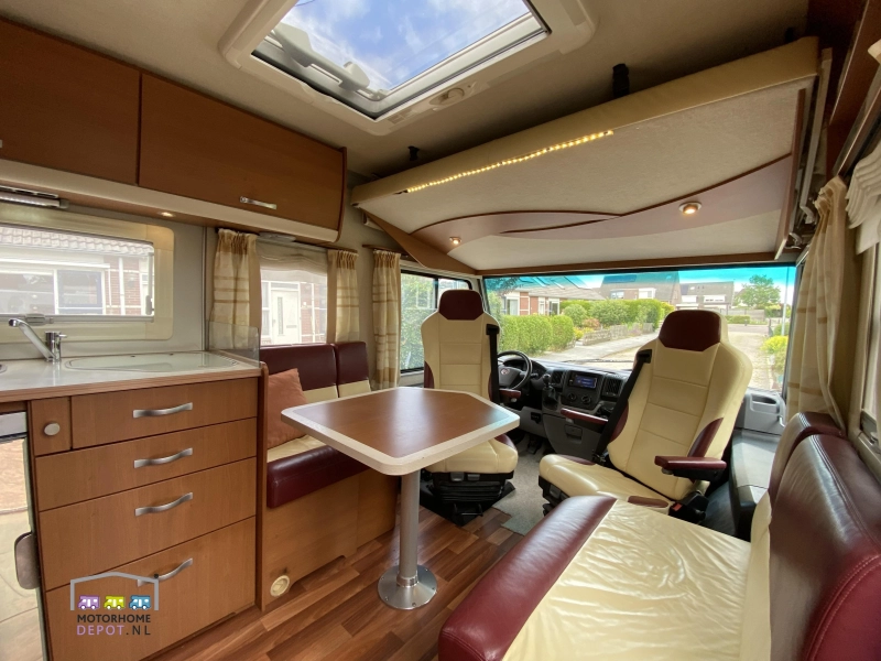 Niesmann+Bischoff Arto 64 GL | Autocaravana NL 1er Propietario foto: 6