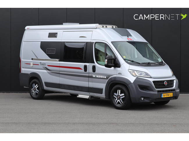 Adria TWIN 600 SPT Multijet 150pk | Omvormer | Luifel | Trekhaak | Bearlock | Fietsendrager | Dwarsbed | LED TV | Parkeersensoren acht hoofdfoto: 1