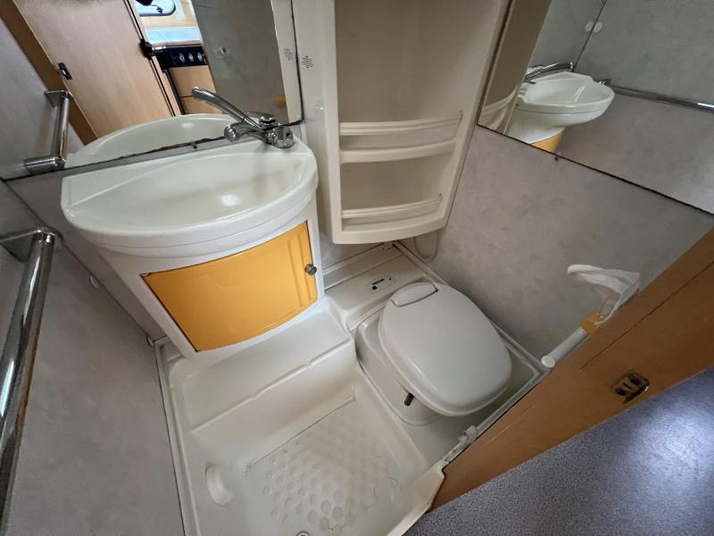 Dethleffs Camper 440 DB  foto: 12