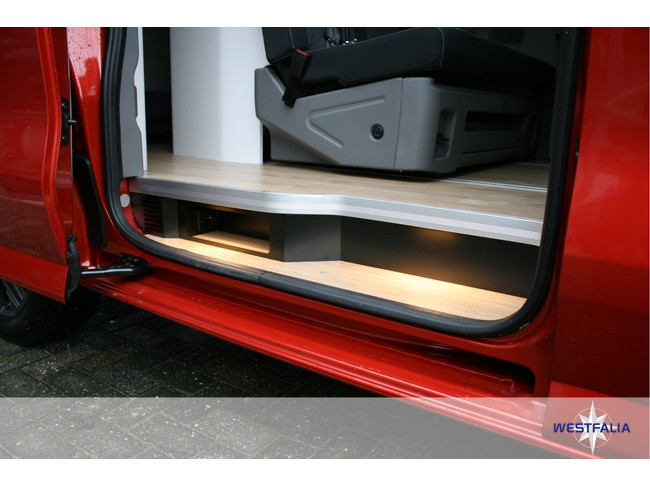 Westfalia Ford Nugget 170 PS Automatik | Anh&auml;ngerkupplung | BearLock | Foto: 1