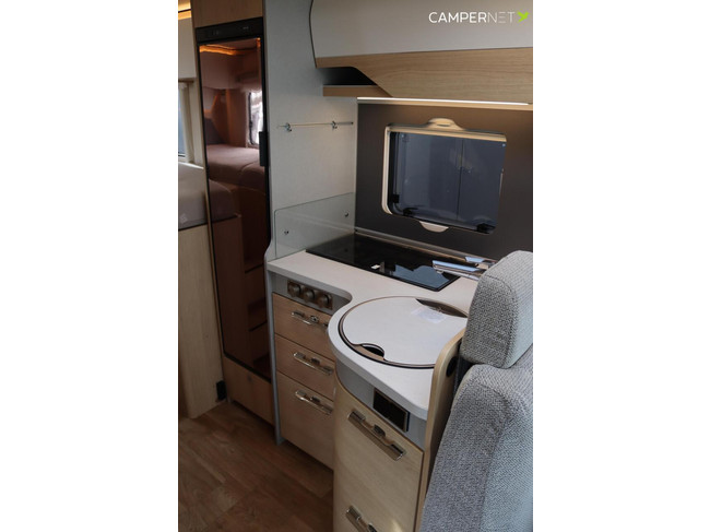 Hymer BMC-I 600 White Line 177cv Autom&aacute;tico | Cama abatible | Camas longitudinales | Control de crucero adaptativo | Chasis SLC | Ventilaci&oacute;n de inodoro SOG | Doble vivienda foto: 11